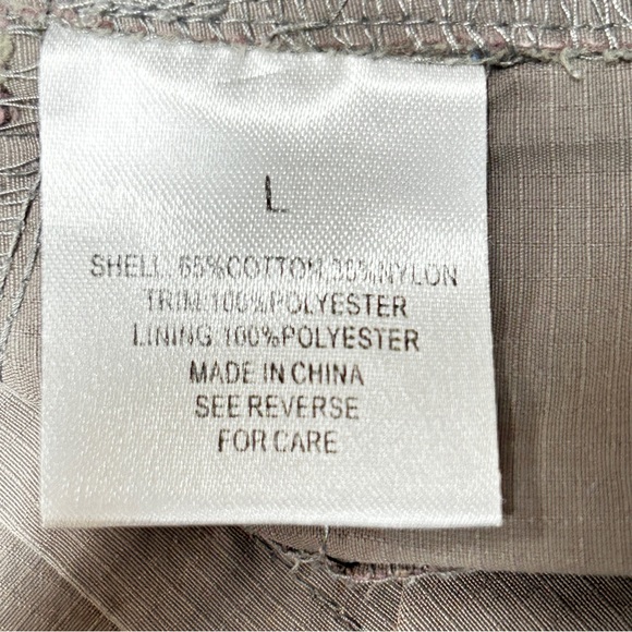 Reel Legends Performance Clothing Men's Nylon Cargo Fishing Shorts Gray - Picture 8 of 9